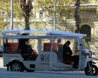 paseando por la ciudad.jpg
